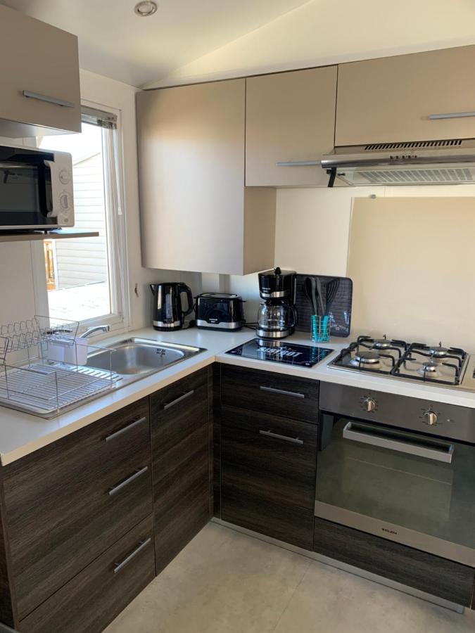 Mobilhome Vias Plage Dans Camping Eksteriør bilde