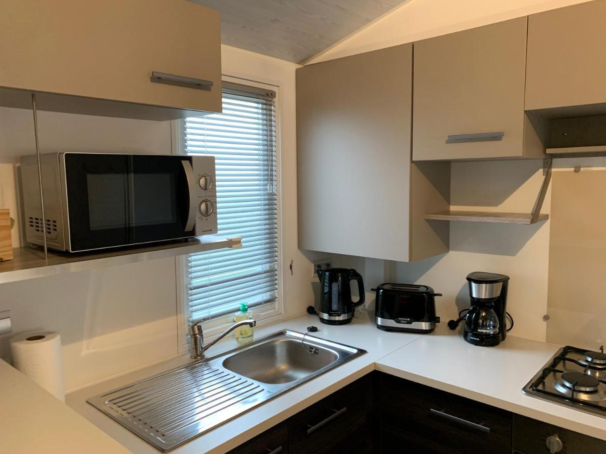 Mobilhome Vias Plage Dans Camping Eksteriør bilde