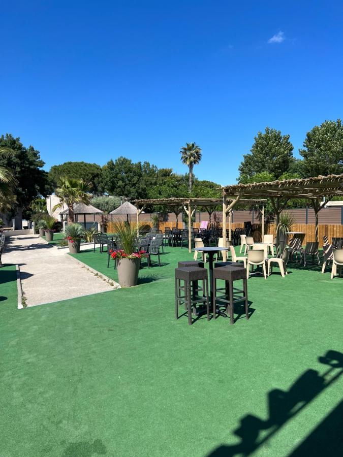 Mobilhome Vias Plage Dans Camping Eksteriør bilde
