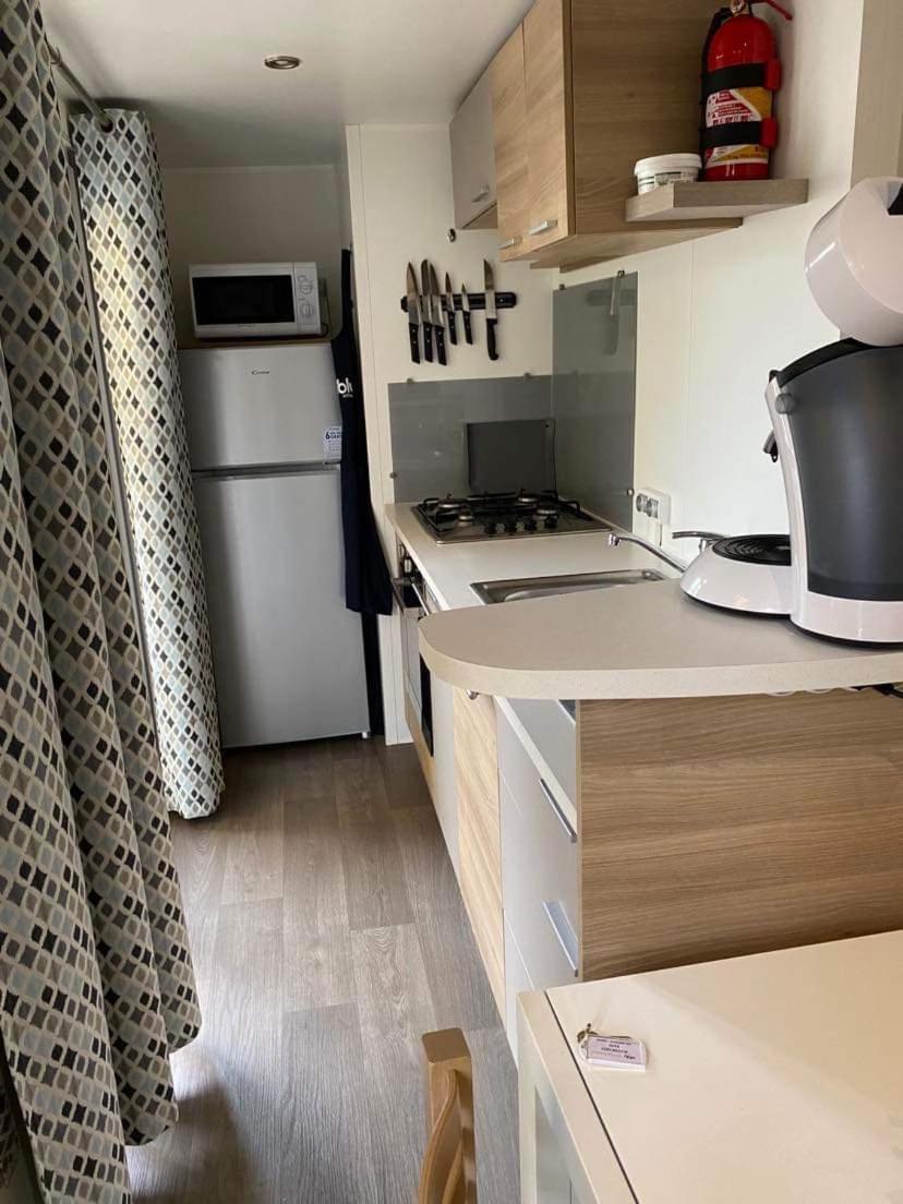 Mobilhome Vias Plage Dans Camping Eksteriør bilde
